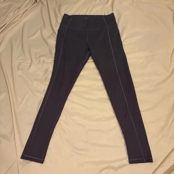 Victoria's Secret Women’s Charcoal Leggings Size 12 - Picture 2 of 4